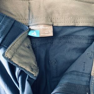 Eddie Bauer mens shorts size 32